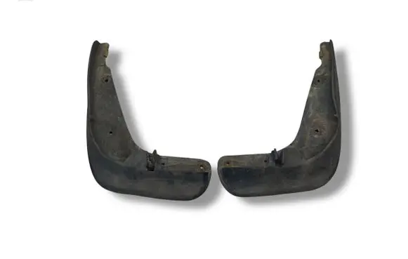 Volkswagen Jetta V Front mudguard 1KM075111