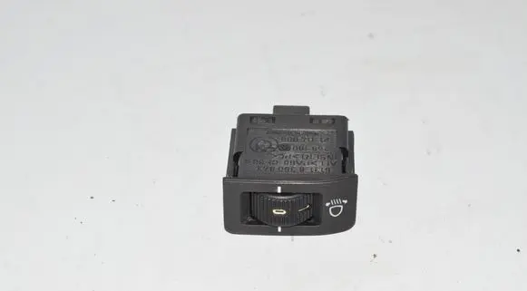 BMW 7 E38 Headlight level height control switch 8360843