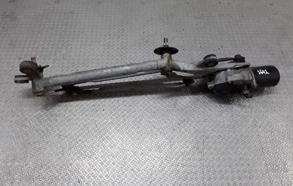 Nissan Prairie Front wiper linkage and motor 1155724A