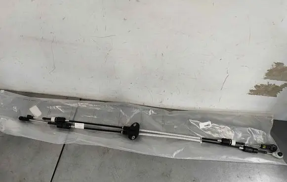 Volvo S40 Gear shift cable linkage 31367502 31325278