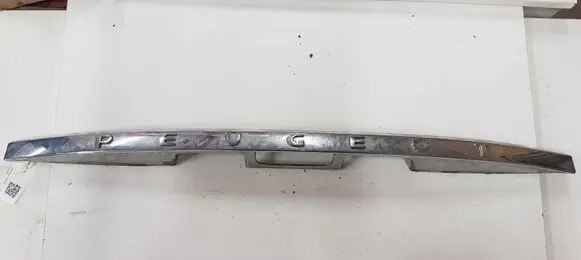 Peugeot 407 Tailgate trim 9645271580
