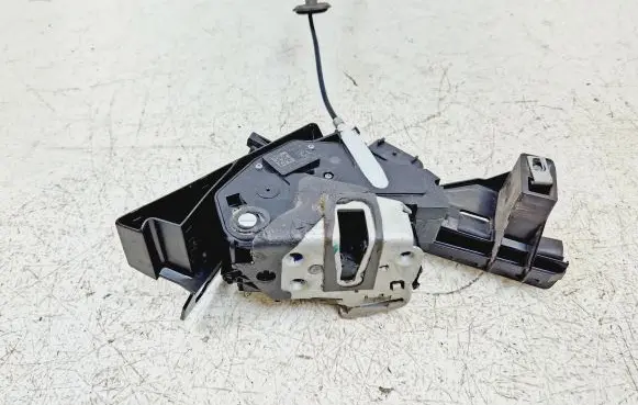 Ford Fusion II Rear door lock AE8A5426413 AE8A5426413BH 1553332
