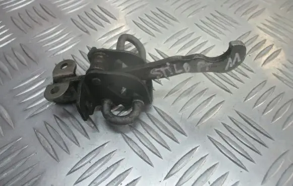 Fiat Stilo Rear door check strap stopper