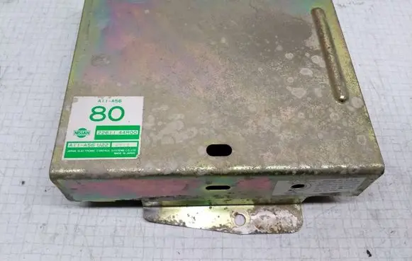 Nissan Prairie Engine control unit/module A11A56U22 2261144R00 A11A5680