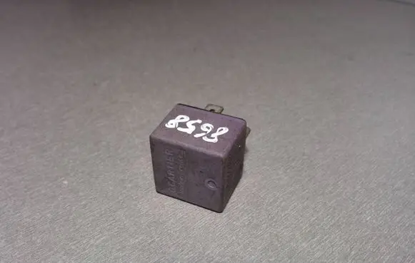 Renault Laguna I Other relay 12V50A03525 03525