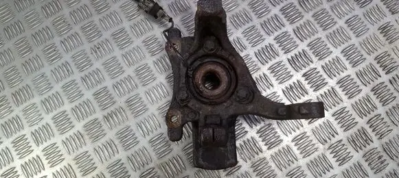 Opel Zafira B Front wheel hub