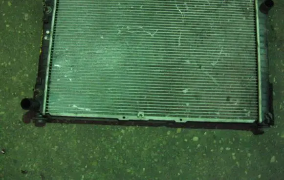 KIA Carnival Coolant radiator