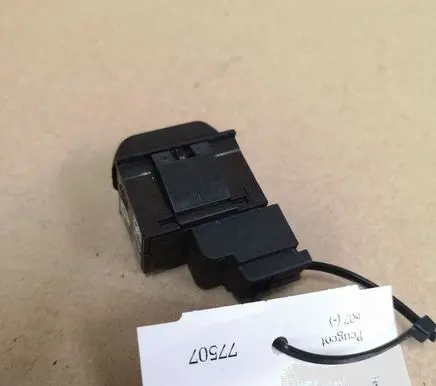 Peugeot 607 Electric window control switch