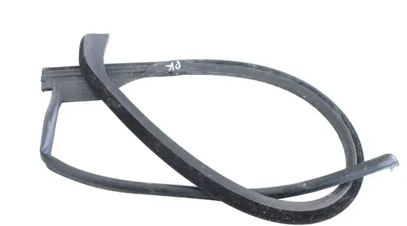 Mercedes-Benz Vito Viano W447 Rubber seal front coupe door A4477200054
