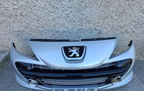 Peugeot 207 Front bumper 
