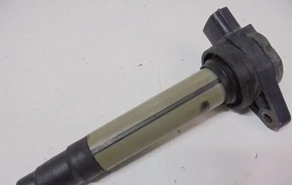 High voltage ignition coil