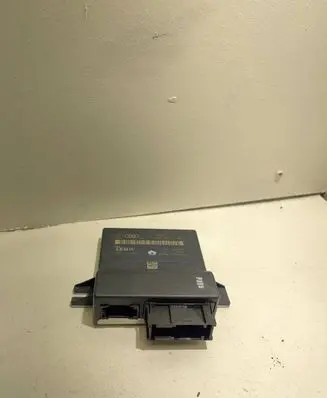 Audi A6 S6 C6 4F Gateway control module 4F0907468D 4F0910468A 8006TF7MNL
