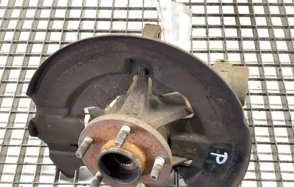 Ford Kuga I Front wheel hub spindle knuckle