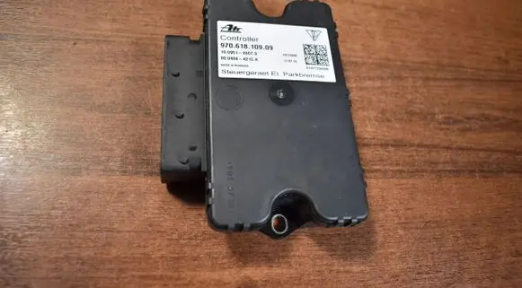 Porsche Panamera (970) Trunk lid opening control unit 97061810909555525