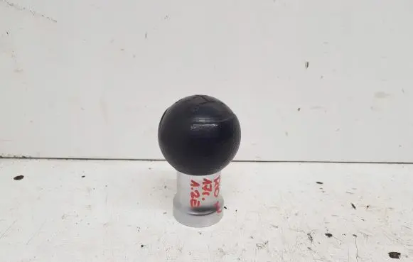 KIA Rio Gear lever shifter trim leather/knob