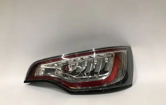 Audi Q7 4L Rear/tail lights 4L0.052.102.A 4L0052102A 21520203