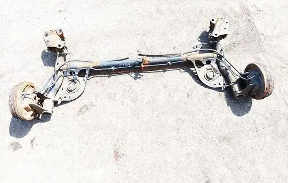 Nissan Note (E11) Rear subframe 