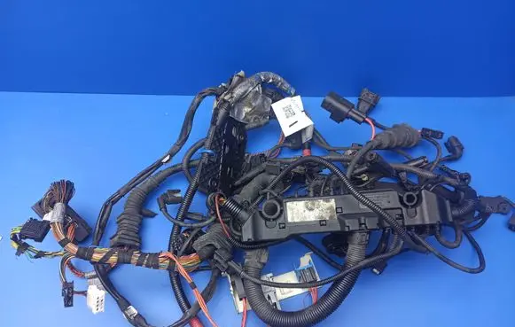 BMW 7 E65 E66 Engine installation wiring loom 7789224 6159191 7789225