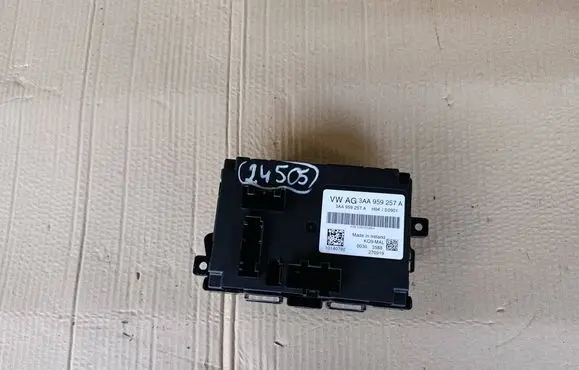 Volkswagen PASSAT B8 Seat control module 3AA959257A