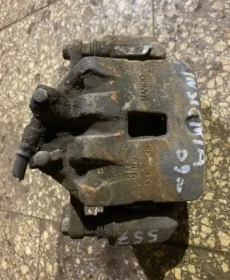 Opel Insignia A Front brake caliper