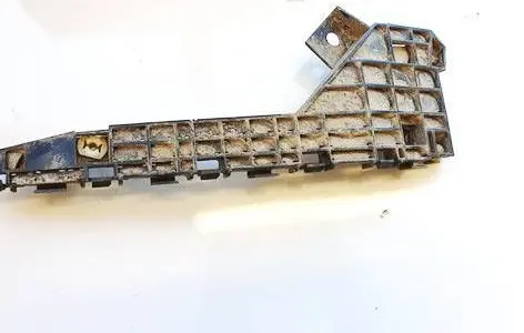 Honda FR-V Rear bumper mounting bracket