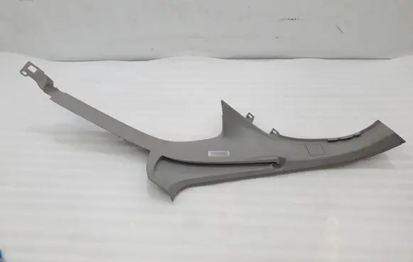 BMW 3 E90 E91 (C) pillar trim 7261901