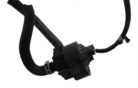 Nissan e-NV200 Electric auxiliary coolant/water pump 