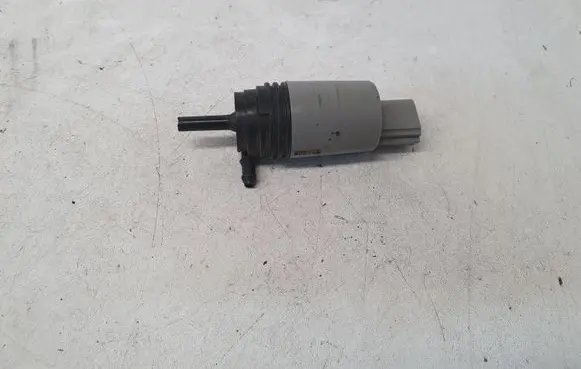 BMW 5 E60 E61 Windscreen/windshield washer pump 67126934159 23557610