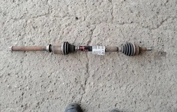 Peugeot 3008 II Front driveshaft 9811933980