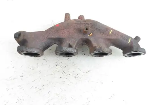 BMW 2 F45 Exhaust manifold 8519889