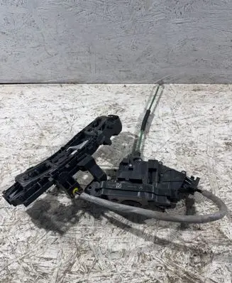 Mercedes-Benz E AMG W213 Rear door lock A2220064099