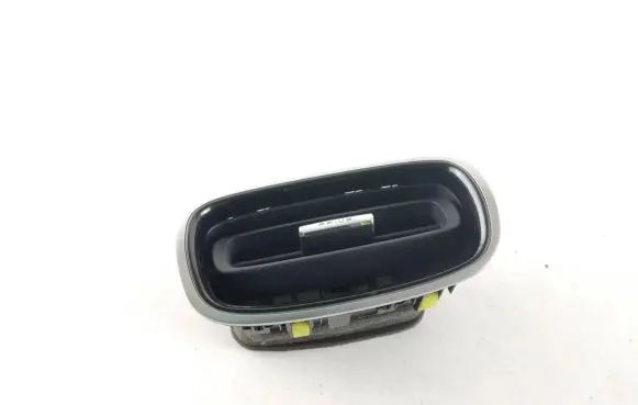 Toyota Prius (XW50) Dashboard side air vent grill/cover trim 5566047150 GN71159840
