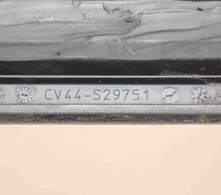 Ford Kuga II Rear side window