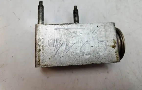 Citroen C3 Air conditioning (A/C) expansion valve 