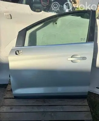 Ford Kuga I Front door 