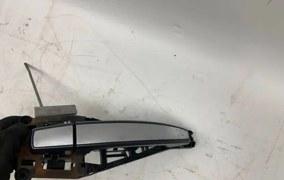 Opel Insignia A Front door exterior handle