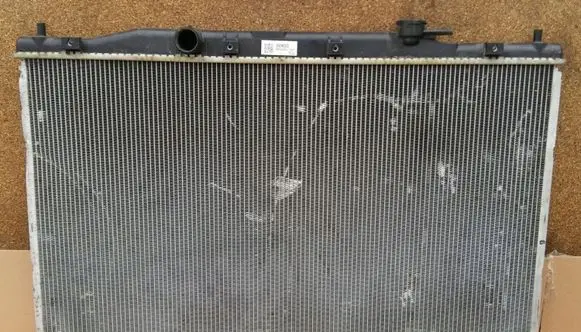 Honda CR-V Coolant radiator