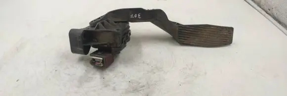 Opel Zafira A Accelerator throttle pedal 6PV00811400 9202341