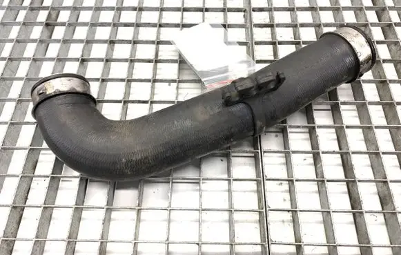 Volkswagen Touran I Air intake hose/pipe 1K0145838C
