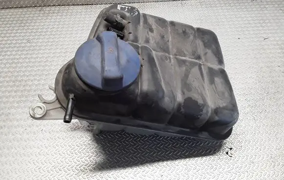 Volkswagen Phaeton Coolant expansion tank/reservoir 3D0121407B