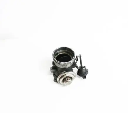 Volkswagen Touareg I EGR valve 070128070F