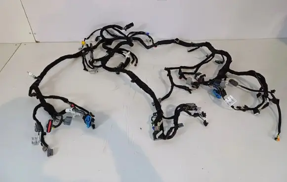 Ford Mustang VI Panel wiring LR3T14401KC