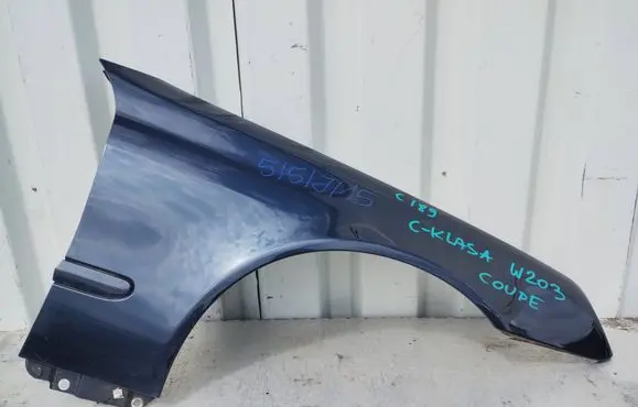 Mercedes-Benz C W203 Fender 203COP