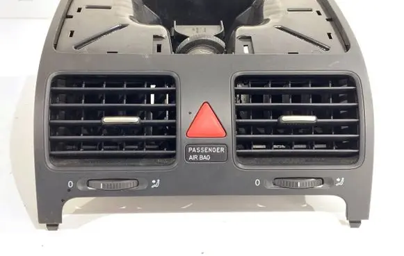 Volkswagen Golf V Dashboard side air vent grill/cover trim 