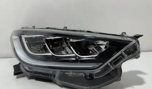 Toyota Yaris Headlight/headlamp 8110-K0080