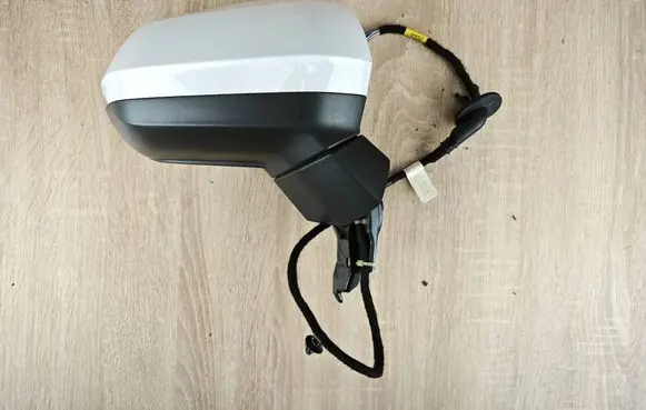 Audi Q3 F3 Front door electric wing mirror 81A857536D