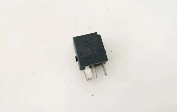 Mercedes-Benz C W203 Other relay 4ra00781300 4ra007813-00