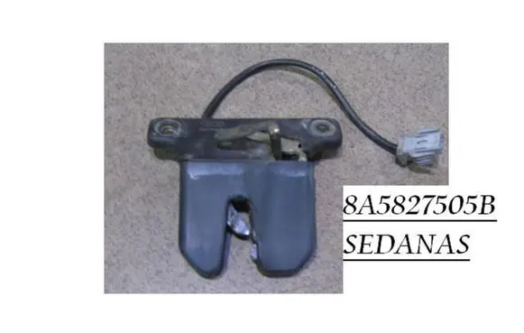 Audi A4 S4 B5 8D Tailgate/trunk/boot lock/catch/latch 8A5827505B