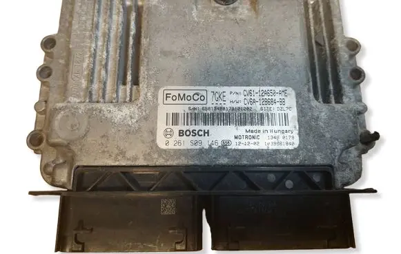 Ford Focus Engine control unit/module ECU 0261S09146 CV6112A650AME CV6A12B684BB