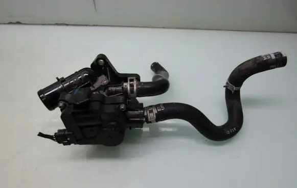 Hyundai i10 Thermostat/thermostat housing 2106070834D
